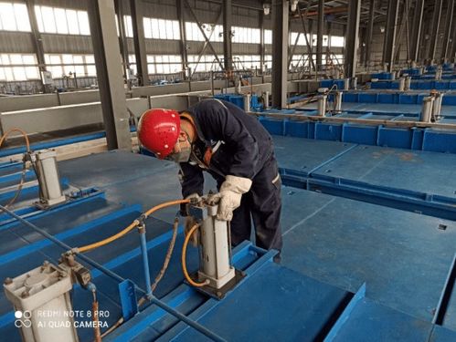 電解一廠凈化三區(qū) 全面維護設(shè)備，筑牢生產(chǎn)穩(wěn)定運行之基