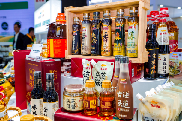 品質承諾16年，開放透明工廠與體驗館共筑網絡文化新篇章